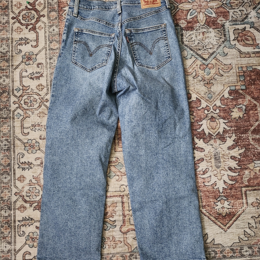 LEVI'S Rib cage jeans 27 (fit like 28 imo)